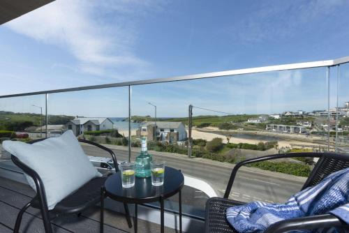 Porth Casa | Apartment 5, Oasis Sands