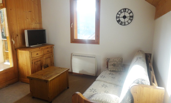 Saint-Jean-d'Arves Apartamento | Apartamento 50 M2 Saint Jean d'Arves al pie de las pistas (310 kms) + piscina