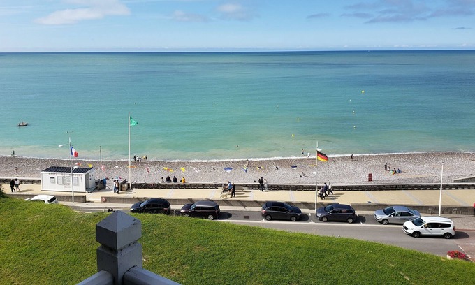 Veulettes-sur-Mer Apartamento | Apartment 50 meters from the beach