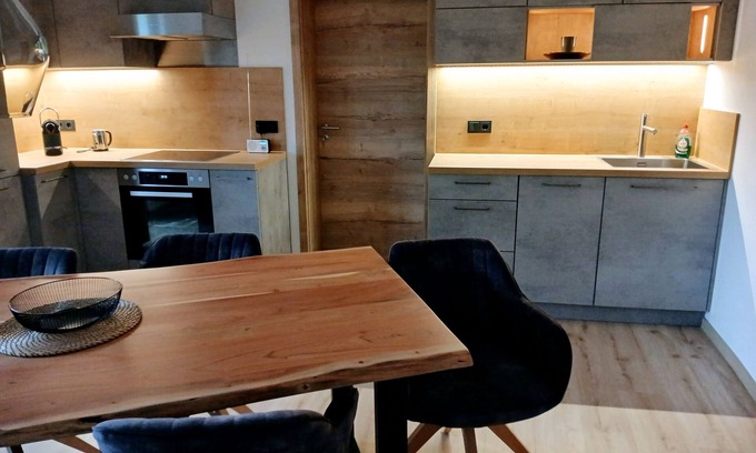 Aufham Apartamento | Apartment 55 sqm for 2 persons with balcony and mountain view