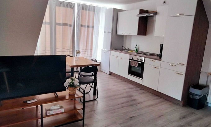 Schipkau Apartamento | Apartment "6 - Haus Lausitzring" with Shared Terrace & Wi-Fi