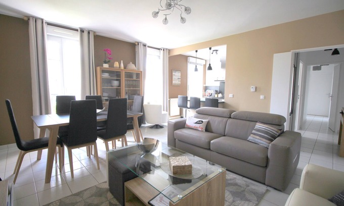 Serris Apartamento | Apartamento 6pax Plaza Elysee Square Plaza toscana, 10min Disneyland (DANUBE 2)