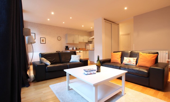 Intra Muros Apartamento | Apartamento de 75m2, 3 *, Centro Histórico, WIFI y aparcamiento gratuito