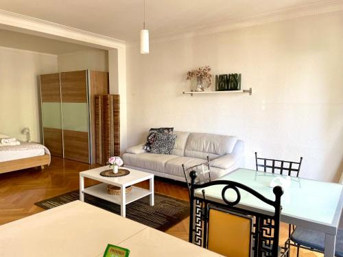 Lausanne Apartamento | Apartment 9 minutes from Lausanne Train statio