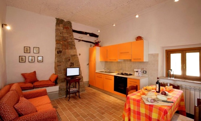 Civitella Paganico Apartamento | Apartamento A1 con piscina San Ansano