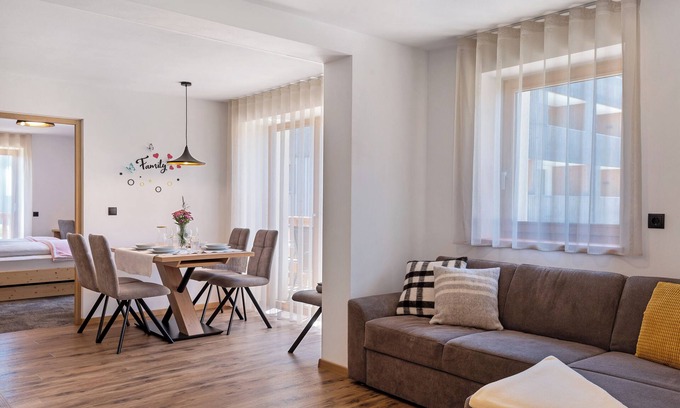 Maranza Apartamento | Apartamento Abendrot con vistas a la montaña, balcones y Wi-Fi