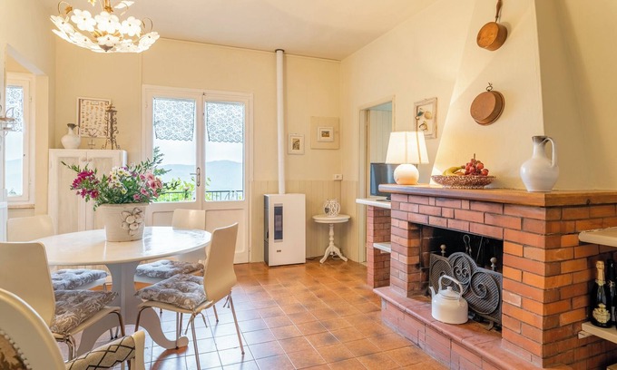 Bagni di Lucca Apartamento | Apartamento Acero Montano con vistas a la montaña, terraza y Wi-Fi