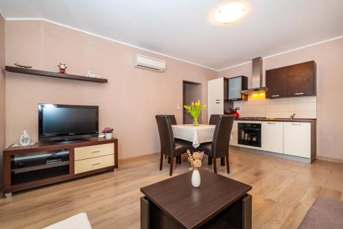 Biograd na Moru Apartamento | Apartment Adrian