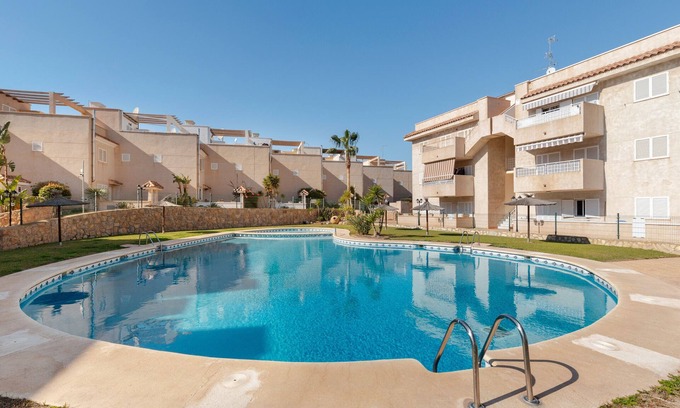 Los Geraeos Apartamento | Apartamento 'Aguilas Con Ac Y Piscina' Con Piscina Compartida, Wi-Fi Y Aire Acondicionado