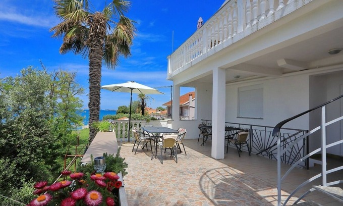 Bibinje Apartamento | Apartment Aleksandra - 10 m from sea: R7(2) - Bibinje, Zadar riviera, Croatia