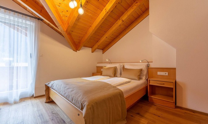 Prato alla Drava Apartamento | Apartamento 'Alpengruss Natura' con vistas a la montaña, jardín compartido y Wi-Fi