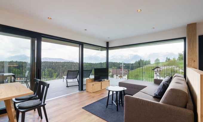 Avelengo Apartamento | Apartamento "Alpenrose Beim Lackl" con vistas a la montaña y Wi-Fi