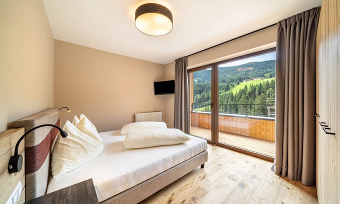 Racines Apartamento | Apartamento 'Alpenspitz Jaufen' con vistas a la montaña, jardín compartido y Wi-Fi