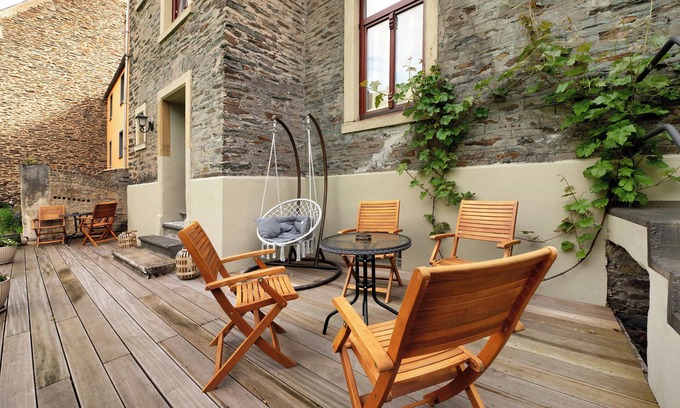 Traben-Trarbach Apartamento | Apartamento 'Alte Stadtvilla Am Weinberg 6' con jardín compartido y Wi-Fi