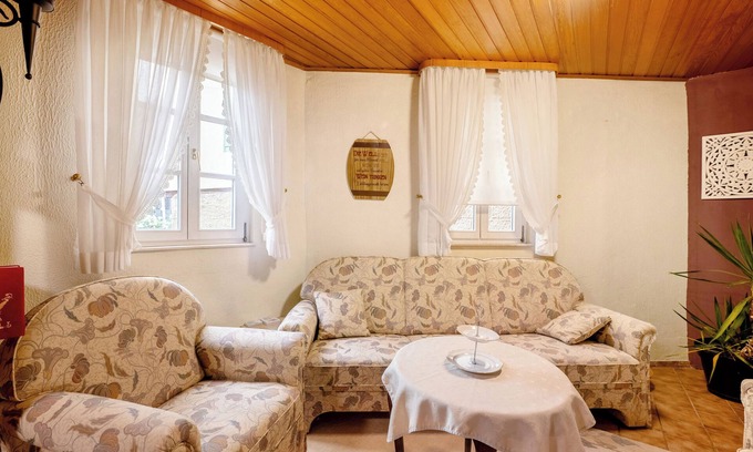 Bad Kreuznach Apartamento | Apartamento 'Am Fischertor' con terraza privada y Wi-Fi