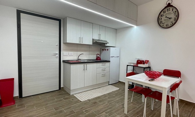 Corso dei Mille - Sant'Erasmo Apartamento | APARTAMENTO Y PLAZA DE PARKING EN EL CENTRO DE PALERMO