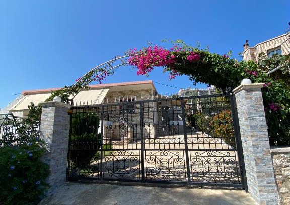 Ksamil Apartamento | Apartment Angela