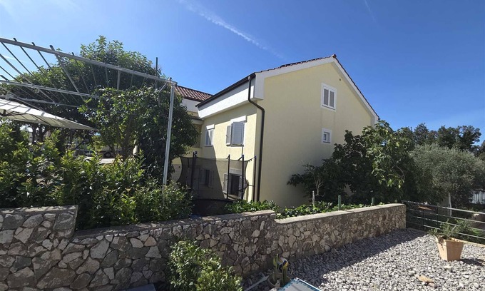 Njivice Apartamento | Apartment Angie 1 on the ground floor