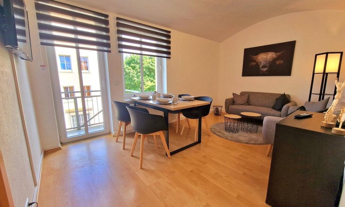 Chemnitz Apartamento | Apartamento 'Anne, Großzügige Wohnung' en el centro de Chemnitz, posibilidad de aparcamiento
