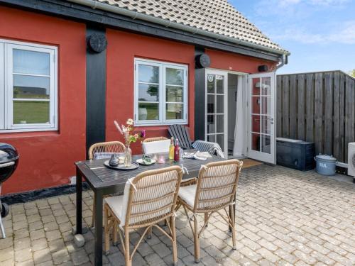 Akirkeby Apartamento | Apartment Antine - 6km from the sea by Interhome