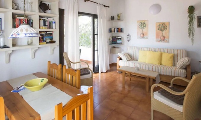 Son Xoriguer Apartamento | Apartamento 'Apartamento 1 Dormitorio II' con terraza privada y jardín compartido