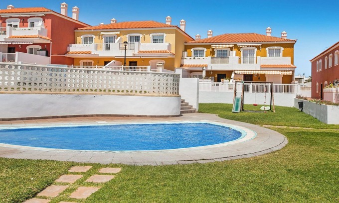 Arico Apartamento | Apartamento Porís cerca de la playa con piscina compartida y Wi-Fi