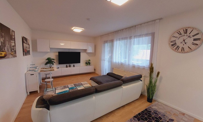 Lauf Apartamento | Apartamento 'Appartement König' con terraza privada y Wi-Fi