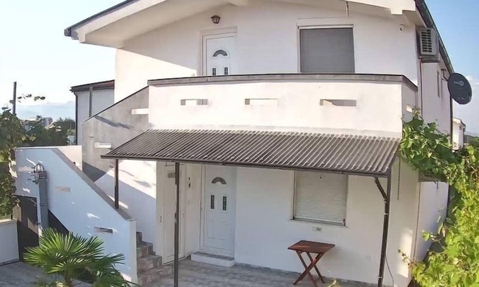 Bregvija Apartamento | Apartment/apartment for 4 guests with 66m² in Doni Štoj (161721)