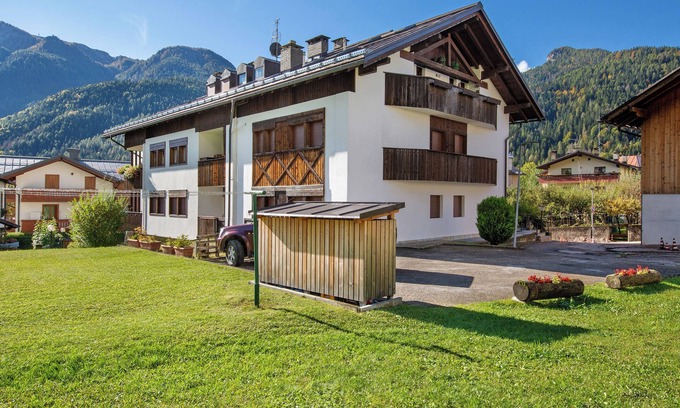 Vodo Cadore Apartamento | Apartamento 'Appartamento Privato Nelle Dolomiti' con vistas a la montaña y jardín privado
