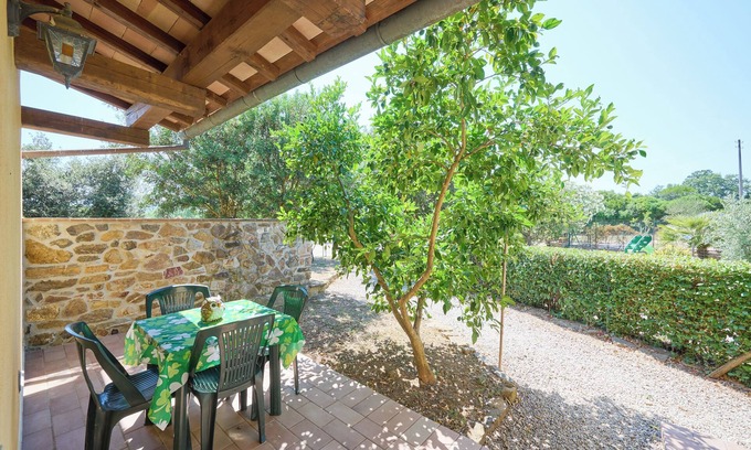 Gavorrano Apartamento | Apartamento 'Appartamento Sofia' con piscina compartida, Wi-Fi y aire acondicionado