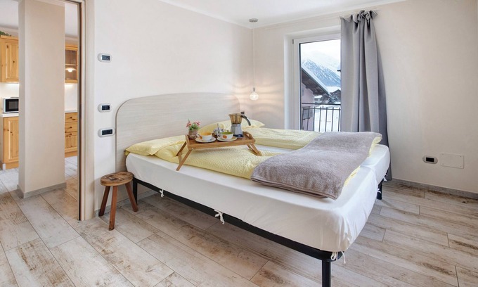 San Rocco Apartamento | Apartamento 'Appartamento Zefiro' con vistas a la montaña, balcón y Wi-Fi