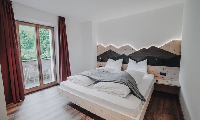 Valle Aurina Apartamento | Apartamento 'Appartement Hochfeld' con vistas a la montaña, terraza compartida y Wi-Fi