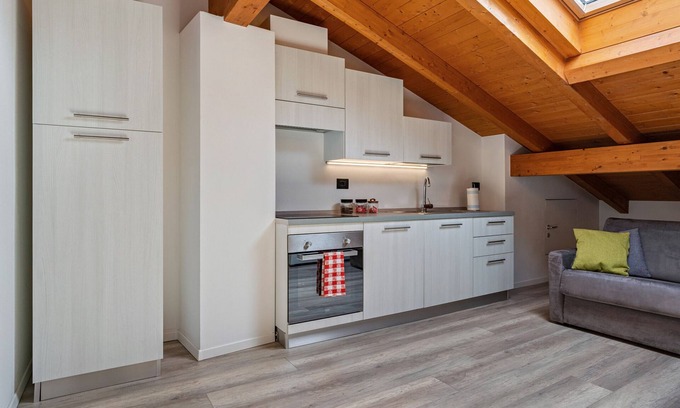 Pergine Valsugana Apartamento | Apartment 'Apt Ochner Grape 2 Pergine' with Wi-Fi and Air Conditioning