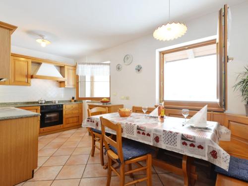 Fontanazzo Apartamento | Apartment Ardoney-1 by Interhome