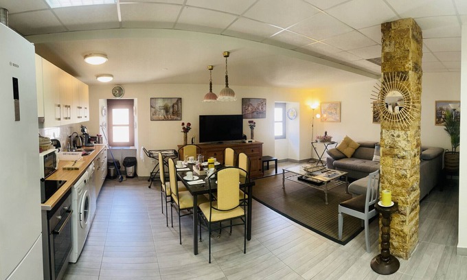 Montreal Apartamento | Apartment "Armonica" with Wi-Fi & A/C