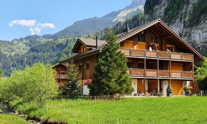 Lauterbrunnen Apartamento | Apartamento Arven - 3 habitaciones - 2 baños - vista a la montaña sin interrupciones
