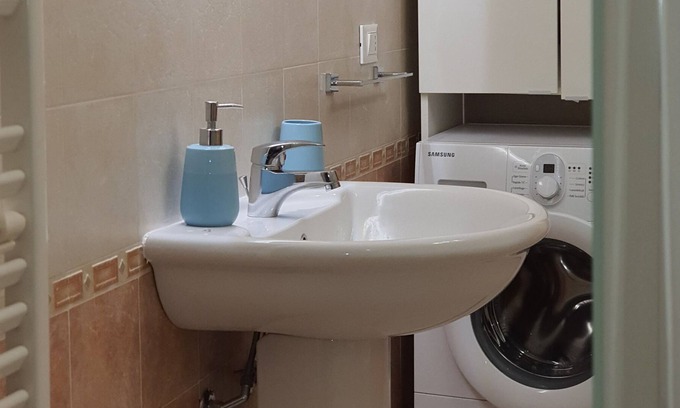 Quercianella Apartamento | Apartamento a 100 mt. del mar a Quercianella