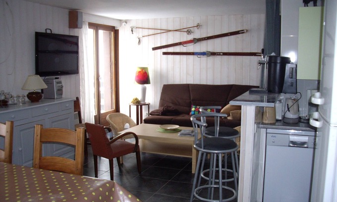 Gouaux-de-Larboust Apartamento | APARTAMENTO AL PIE DE LAS PENDIENTES 8 PERSONAS