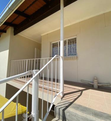 Windhoek West Apartamento | Apartment at Jenner