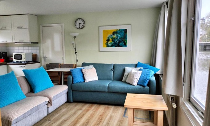 Eastern Docklands Apartamento | Apartment at the East side, close to center