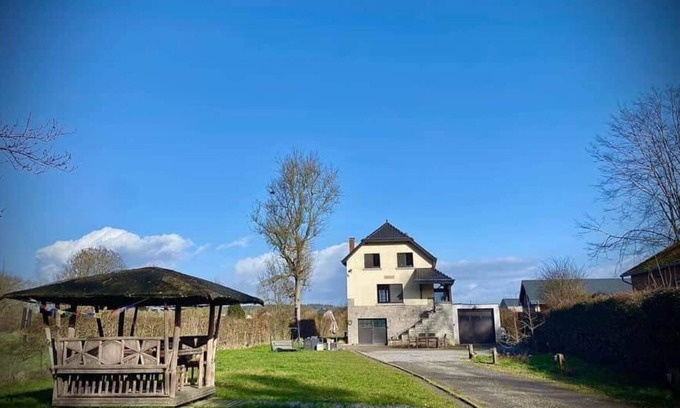 Hotton Casa | Apartamento Au Fil de l'Eau con bañera de hidromasaje en Hotton