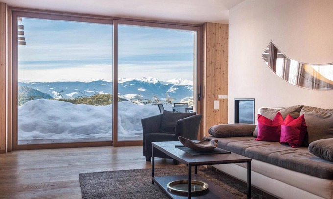 Castelrotto Chalet De Esquí | Apartamento "Aura Chalets No 3" con vistas a la montaña, Wi-Fi y jardín