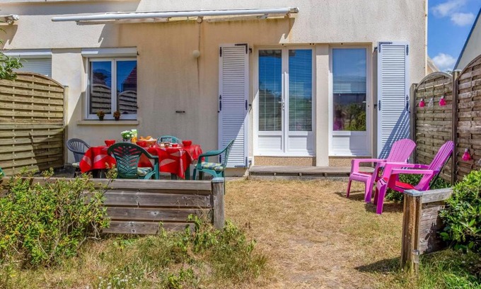 Denneville Apartamento | Apartment Babord - DVL402 by Interhome
