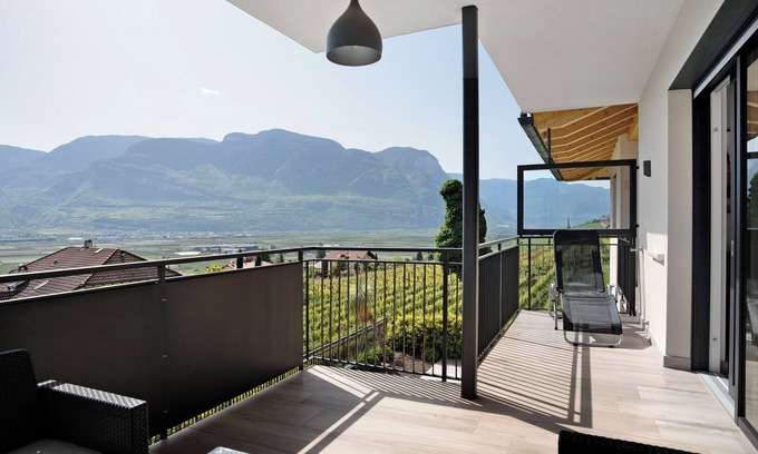 Tramin Apartamento | Apartamento 'Bacchushof Merlot' con vistas a la montaña, Wi-Fi y aire acondicionado
