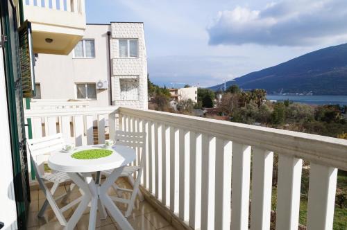 Kumbor Apartamento | Apartment Begonia of Kumbor