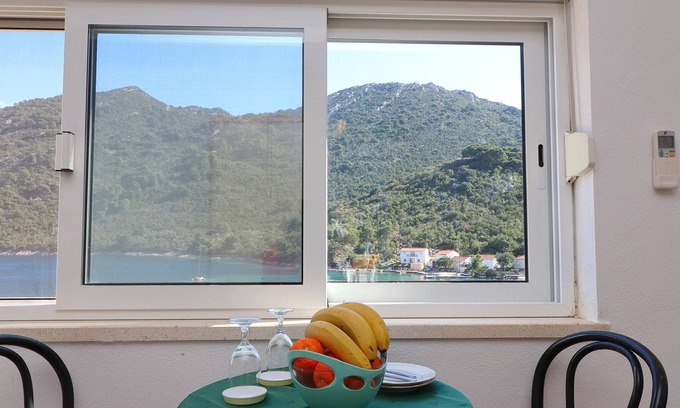 Okuklje Apartamento | Apartment Belin Mljet - One Bedroom Apartment with Terrace and Sea View