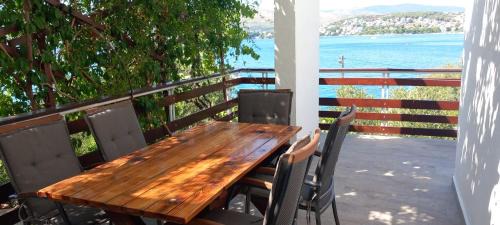 Okrug Gornji Apartamento | Apartment Bella