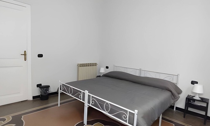 Sestri Ponente Apartamento | Apartamento 'Benny Genova Aeroporto' con Wi-Fi