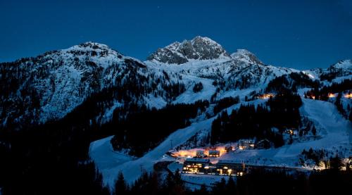 Sonnenalpe Nassfeld Apartamento | Apartment Bergkristall