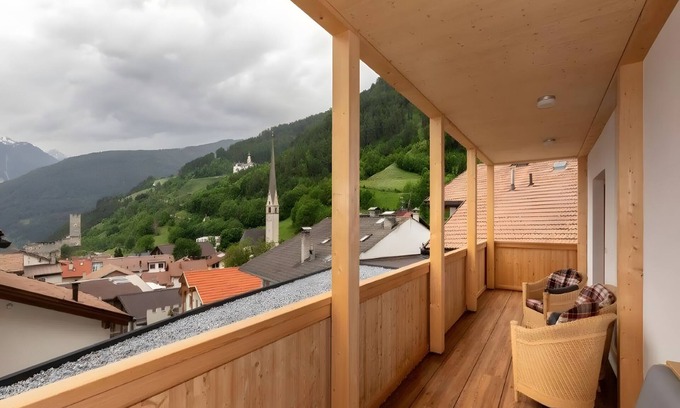 Burgusio Apartamento | Apartment 'Bergfreiheit 3' with Mountain View, Shared Terrace and Wi-Fi